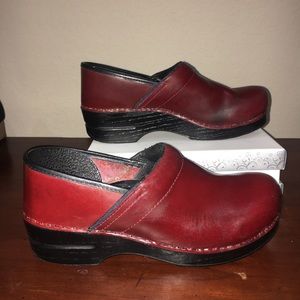 Nice red Dansko clogs!!